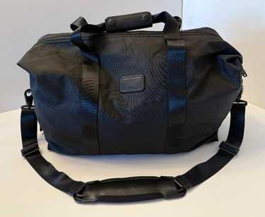 トゥミTUMI ALPHA SPORT 6645D ジム ダッフル バッグ