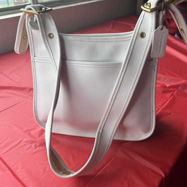 Vintage coach white - Gem