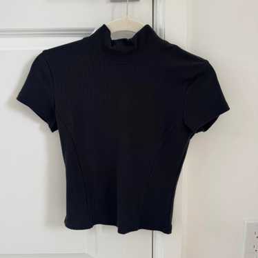 aloyoga Kick It Crop Tee　Black XS aloyoga Kick It Crop Tee Black XS ALO Yoga | Tops | Alo Kick