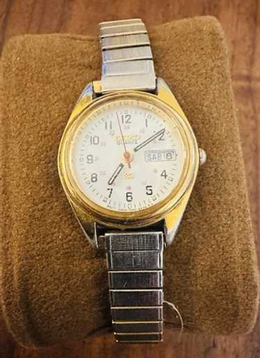レア SEIKO セイコー デザイナー ゴールド QUARTZ 正確稼働 レトロ s-l1200.png
