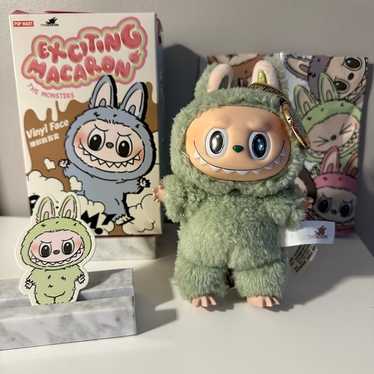 POP MART ラブブ　マカロン　Green Grape ケース付 POP MART ラブブ マカロン Green Grape ケース付｜Yahoo!フリマ