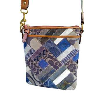 バッグ Coach Patchwork Denim Accessory Pouch Vintage COACH Blue Patchwork Denim Mixed TVintage COextiles