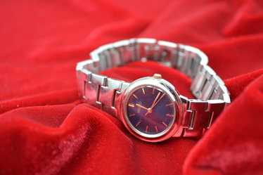 Seiko v701 7a70 quartz - Gem