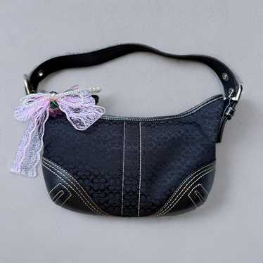 【超美品】Coach Mini Signature Small Hobo バッグ Coach Mini Signature Small Hobo Beige Coach Beige