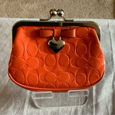 小物 Old Coach kiss lock coin purse Leather NWT COACH VINTAGE RED LEATHER KISSLOCK COIN PURSE POUCH