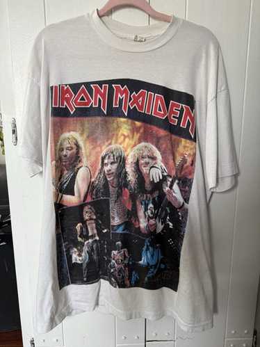 Iron Maiden 1992年　ビンテージ　古着 Vintage Iron Maiden Band Fear of the Dark 1992 Tour Shirt