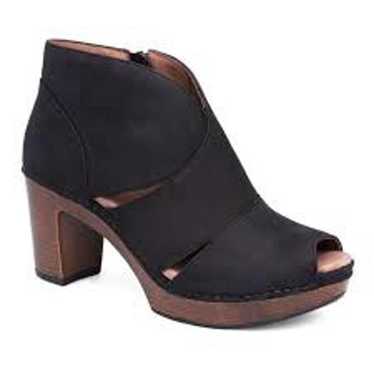 DANSKO Delphina Suede Peep Toe Bootie Block Heel … - image 1