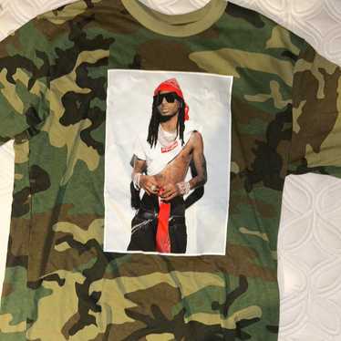 XL supreme Playboi Carti Tee Camo カーティ Supreme Playboi Carti Tee Woodland Camo Men's - FW25 - US