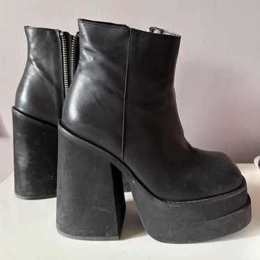 UNIF brat ブーツ　厚底 UNIF Brat Boot | Parallel