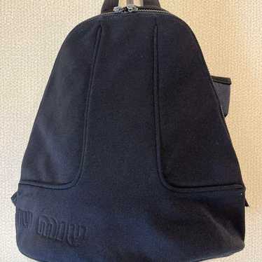 バッグ Ours 90s miumiu leather sling bag y2k il_1080xN.5701129473_gjmn.jpg