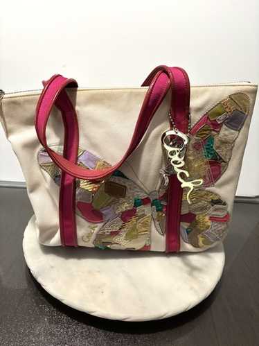 バッグ Coach Poppy Patchwork Butterfly Toto Bag Coach Poppy Patchwork Butterfly Toto Bag - メルカリ