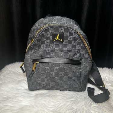 【未使用級】 Jordan Monogram Mini Backpack ナイキ Jordan Monogram Mini Backpack Black - SS23 - US