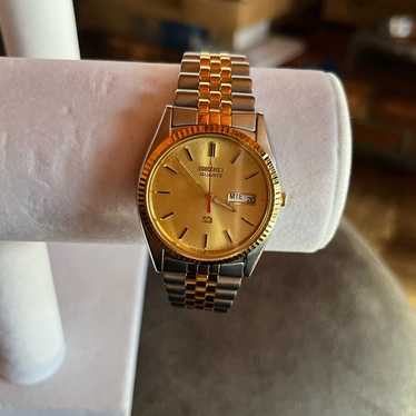 SEIKO Two-Tone Watch 腕時計　メンズ 【送料無料】 楽天市場】【二種のベルトが楽しめる 限定 セット】セイコー
