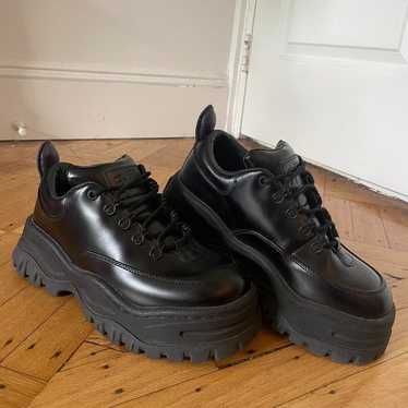 靴 Eytys angels patent leather sneaker EYTYS Angel Leather Black Sneakers