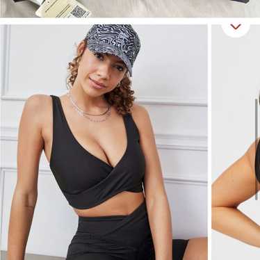 Fabletics Low Impact Crossover Sports Bra Medium - image 1