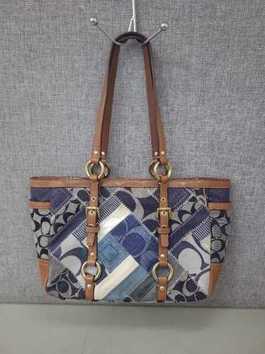 バッグ Coach Patchwork Tote bag Signature ✨SOLD✨ 🧸Coach Patchwork Tote Bag🧸 ▫️Rare find🍒 ▫️In