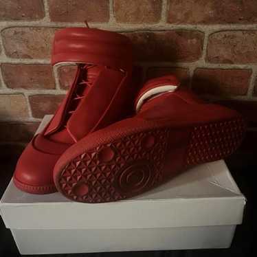 Maison martin margiela red - Gem