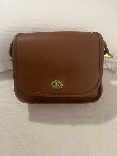 バッグ Coach Legacy Flap Turn Lock Shoulder Bag Coach Legacy TurnLock Slim Flap Shoulder Bag White Beige