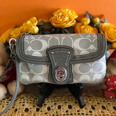 coach signature mini hand bag ターンロック 未使用 $_57.JPG?set_id=880000500F