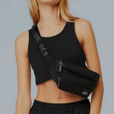 Alo explorer fanny pack - Gem