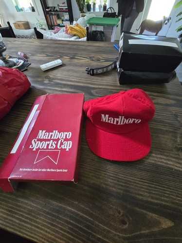 Marlboro Country Music キャップ 赤　80s USA製 Marlboro Country Music Logo Embroidery Corduroy Cap Trucker