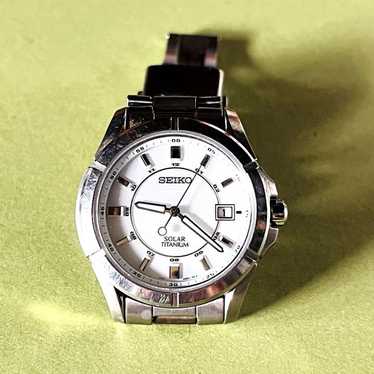 Seiko v152 0az0 solar - Gem