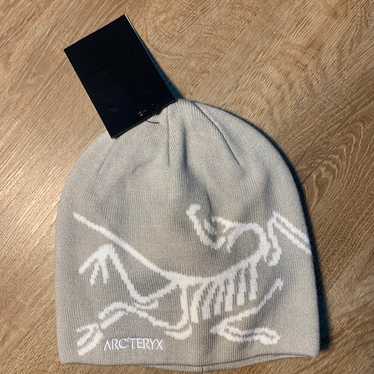 帽子 \"arc'teryx beanie unused\" Arcteryx Beanie - Etsy