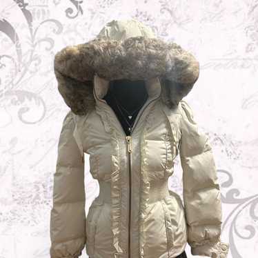 Juicy Couture ホワイト ダウンジャケット Pサイズ ファー付き AND COUTURE ダウンコート ダウンジャケット FOXファー付き