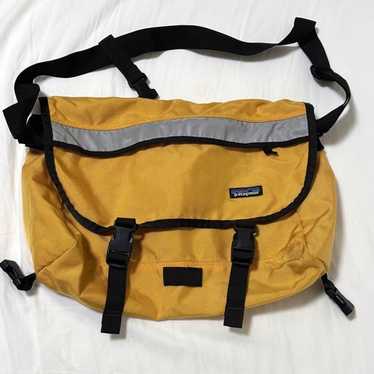 Patagonia orange messenger - Gem