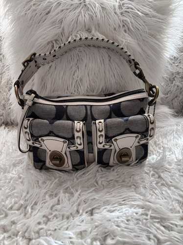 バッグ Coach Signature Legacy Shoulder Turnrock 2000s Coach Legacy Turnlock Shoulder Bag 🧸🖤🎧S♡LD