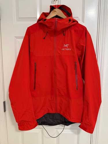 ARC'TERYX Beta sl hybrid jacket XS 赤 Arc'Teryx Beta SL Hybrid Jacket - Test 4 Outside