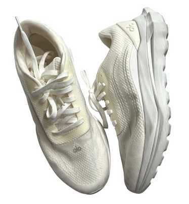 ALO Yoga Alo Runner ホワイト ランニングシューズ ALO Runner - White/White | ALO