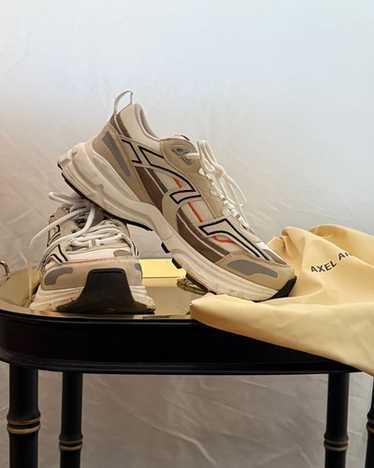 Axel arigato marathon runner - Gem