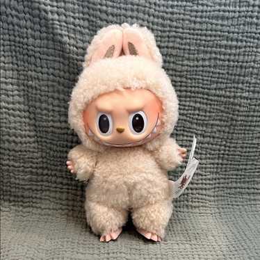 Soymilk labubu nwt - Gem