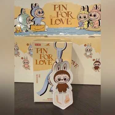 【okkundes】LABUBU PIN FOR LOVE R M Pop mart labubu pin - Gem