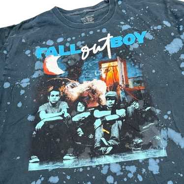 Fall Out Boy サイン入り Tシャツ Infinity on High Fall Out Boy Infinity On High T-Shirt | Hot Topic