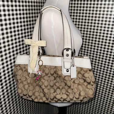 vintage coach old ✨ ivory White bag Vintage Coach Signature Satin Tote Bag Logo Large Ivory