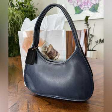 バッグ Vintage Coach Neoprene Ergo Shoulder Bag COACH