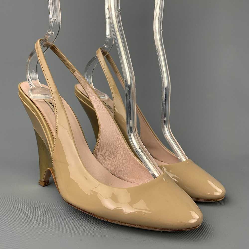 Miu Miu MIU MIU Size 5.5 Beige & Gold Patent Leat… - image 2