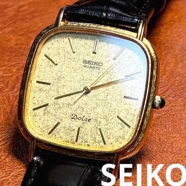 A41希少 稼動品 SEIKO DOLCE スクエア型 80年代ヴィンテージ A43 希少 稼動品 SEIKO DOLCE スクエア型 80年代ヴィンテージ