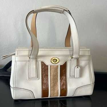 vintage coach old ✨ ivory White bag Vintage Coach White Leather No. L6C 9991 Lunch Box Crossbody