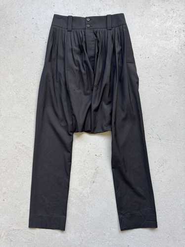 パンツ JULIUS Drop-Crotch Cropped Pants Julius Drop-crotch Cropped Track Pants In Black | ModeSens