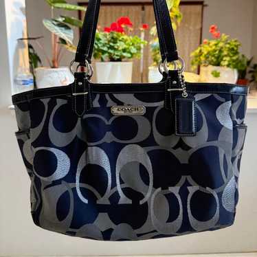 バッグ COACH Shoulder Bag Navy Leather Tote Coach Smith Tote Medium Blue Leather Crossbody Bag Cu997