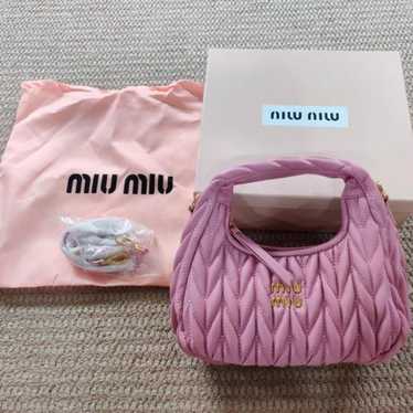 バッグ 00s MIU MIU HAND BAG MINI PINK GOLD Miu Miu Mini Bag in Elegant Pink Leather with Top Handles