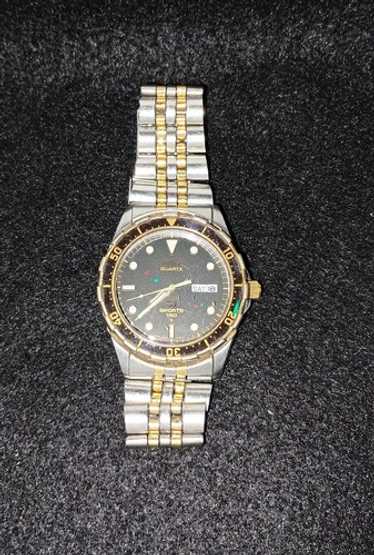 Seiko Sports 100 5H23-7010 クォーツ 腕時計 ジャンク Seiko Sports 100 5H23-7010 クォーツ 腕時計 ジャンク SEIKO