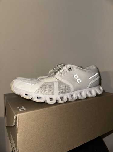 on cloud 5 ホワイト/ミント ON Cloud 5 - Midnight - White – Fit2Run