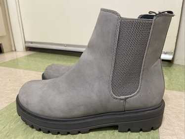 Soda Black Pull On Rounded Toe Chunky Block Heel … - image 1