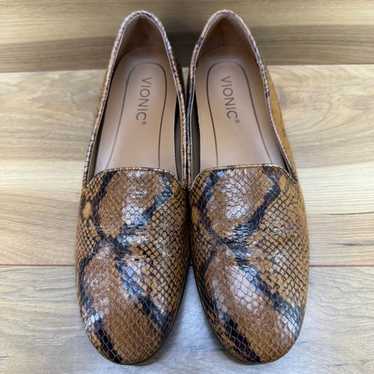 Vionic Wilaboa Snake Print Flats 7.5 Cognac Brown… - image 1