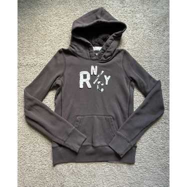 Ruehl no.925 • graphic - Gem