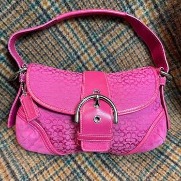 バッグ Coach Soho Signature Shoulder y2k Rare 2000s Coach Signature Soho Shoulder Bag🖤😭🫶 perfect